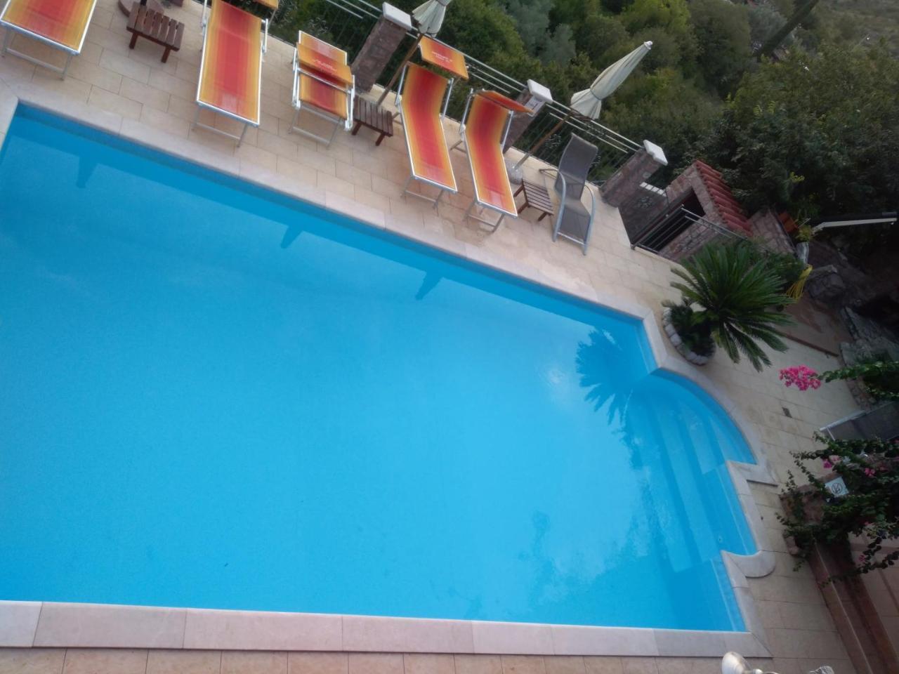Apartments Villa Cucuk ブドヴァ エクステリア 写真